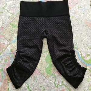 Lululemon Side Gathered Crops